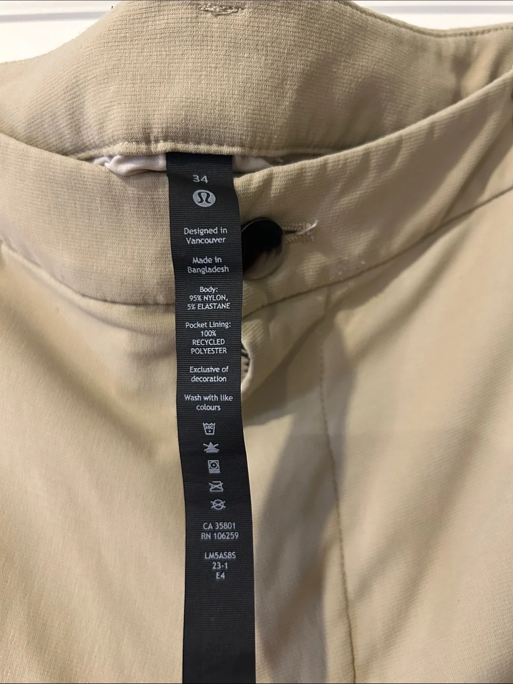 lululemon athletica Men's Stretch Chinos in Khaki Tan